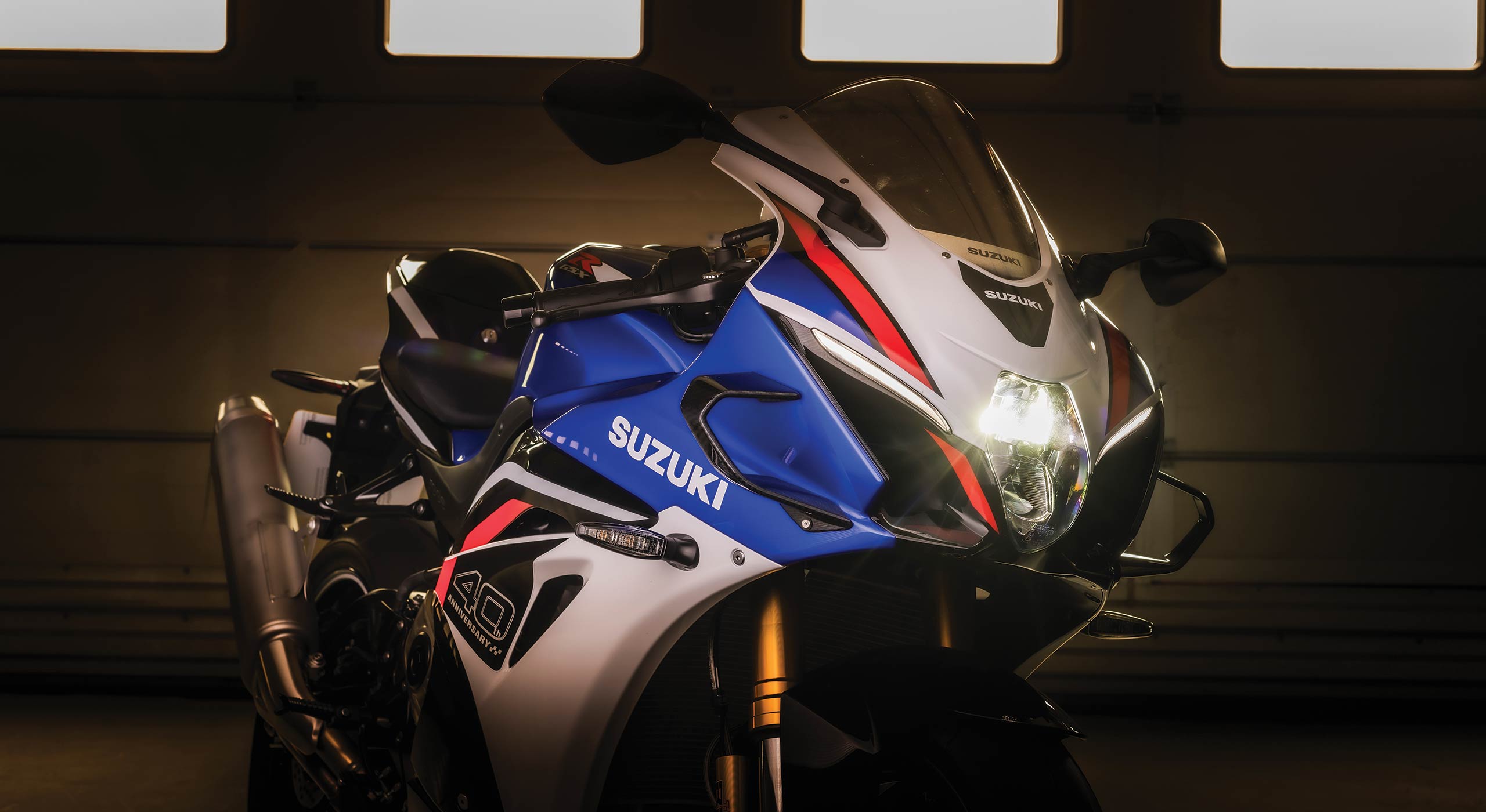 Suzuki Cycles - 2027 GSX-R1000R 40th Anniversary Edition