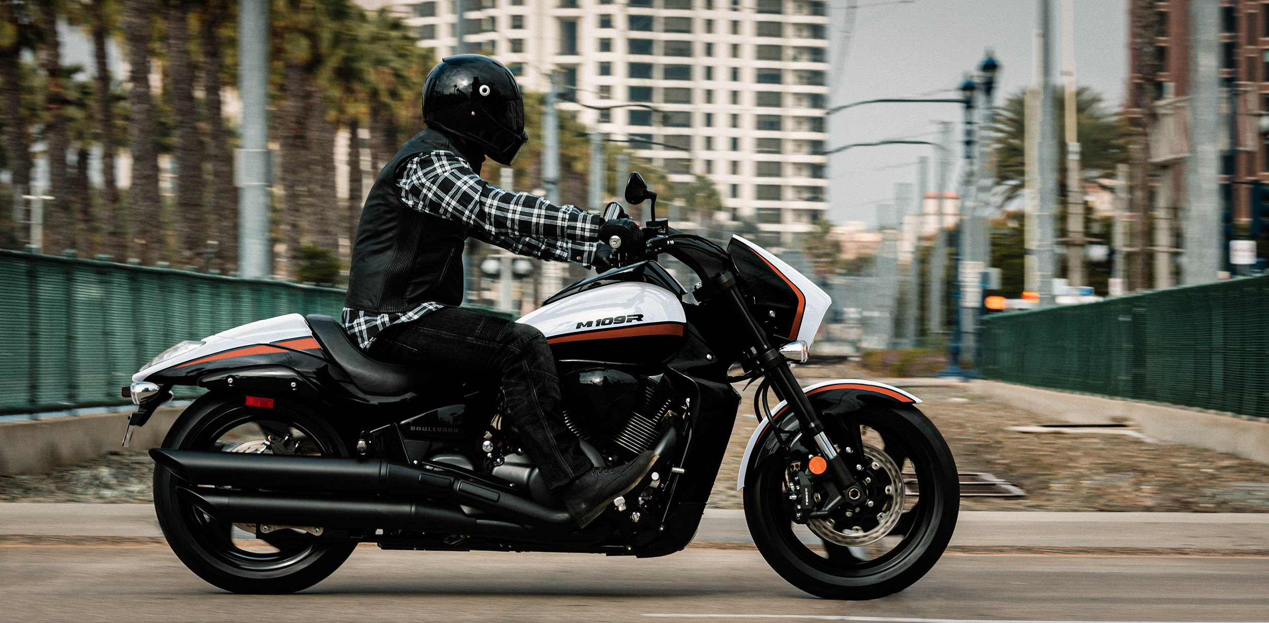 Suzuki Boulevard m109r Wallpaper